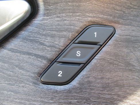 Used 2022 Jeep Grand Cherokee L Limited image 38