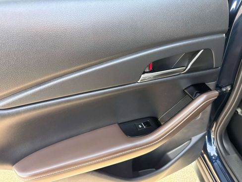 Certified 2025 MAZDA CX-30 2.5 Turbo w/ Premium Plus Pkg image 9