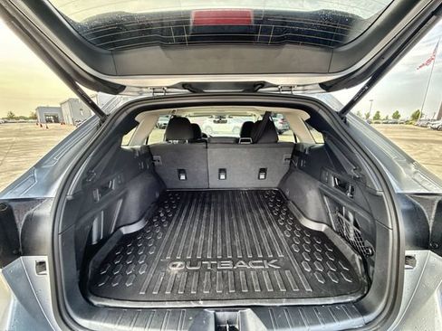 Used 2025 Subaru Outback Premium AWD/4WD image 24