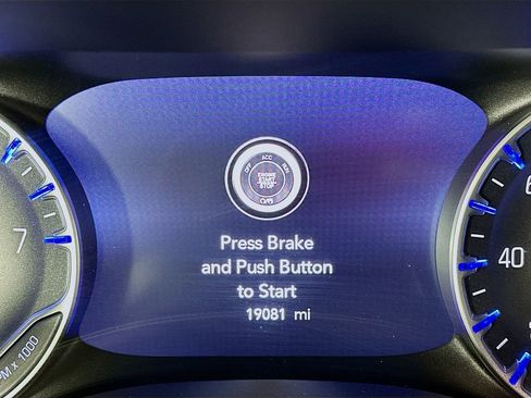 Certified 2025 Chrysler Pacifica Select image 20