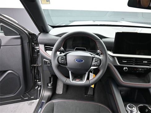 New 2026 Ford Explorer ST image 24