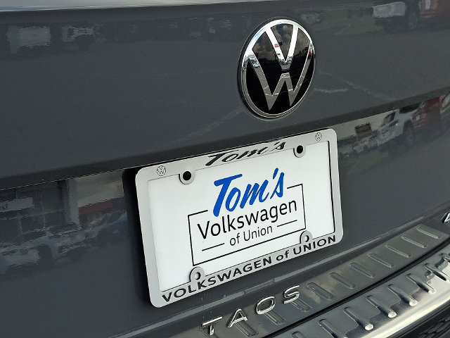 Used 2024 Volkswagen Taos SE AWD/4WD image 30
