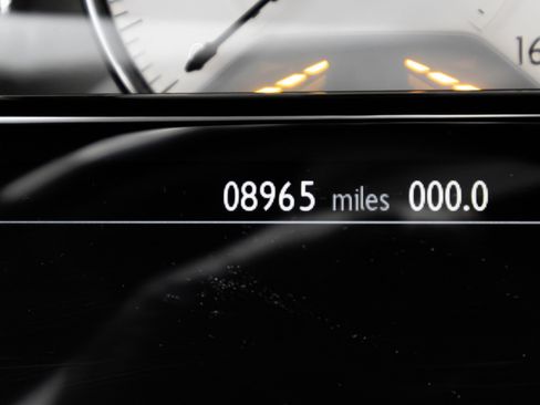 Used 2015 Rolls-Royce Ghost image 12