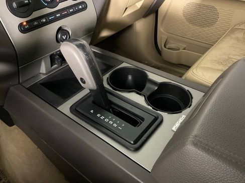 Used 2014 Ford Expedition XLT w/ Leather Seating Package image 18