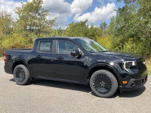 New 2025 Ford Maverick Lobo image 1