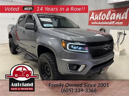 Used 2019 Chevrolet Colorado Z71 AWD/4WD image 1