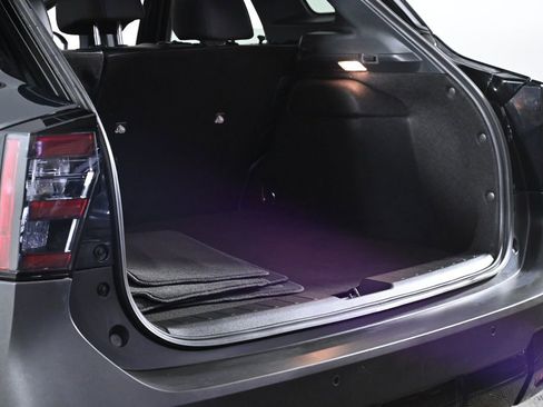 Used 2025 Nissan Kicks SR image 30