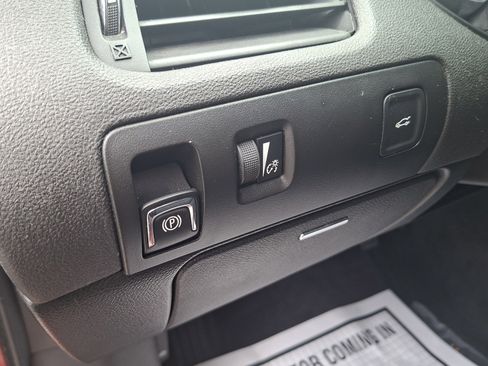 Used 2014 Chevrolet Impala LT FWD image 10