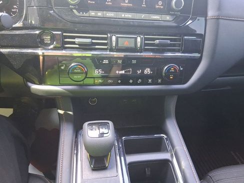 Used 2025 Nissan Pathfinder Rock Creek AWD/4WD image 22