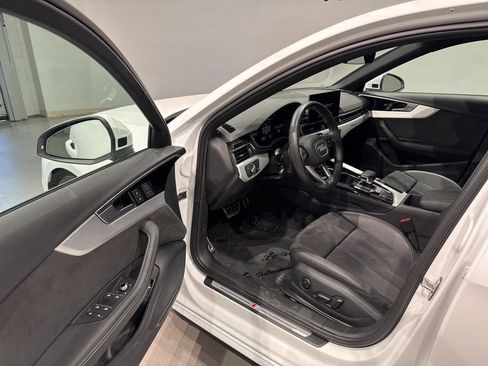 Used 2022 Audi A4 2.0T Premium Plus w/ Premium Plus Package image 13