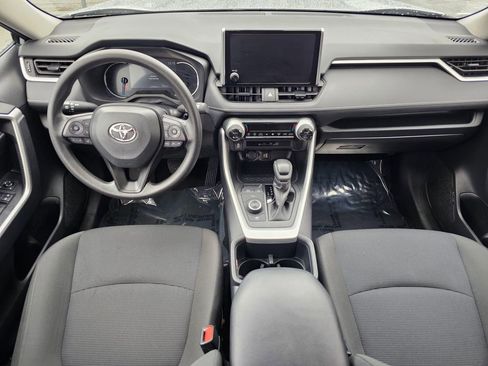 Certified 2025 Toyota RAV4 LE image 21