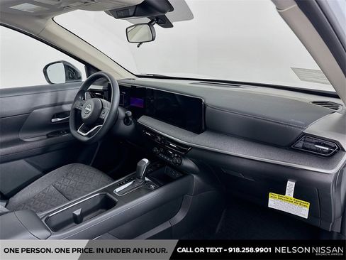 New 2026 Nissan Kicks SV w/ SV Premium Package image 27