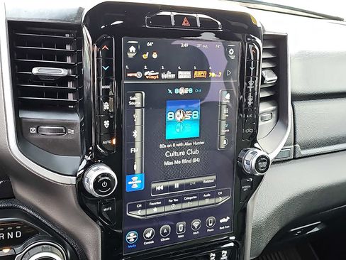 Used 2020 RAM 1500 Big Horn image 18