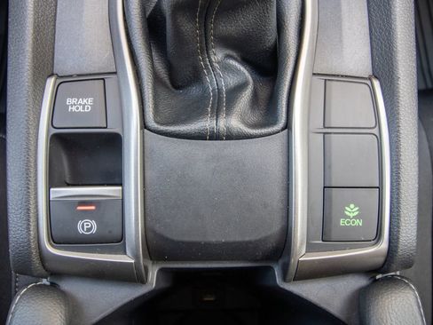 Used 2020 Honda Civic Sport image 29