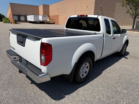 Used 2019 Nissan Frontier S RWD image 4