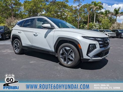Certified 2025 Hyundai Tucson SEL w/ Tow & Go Package AWD/4WD image 1