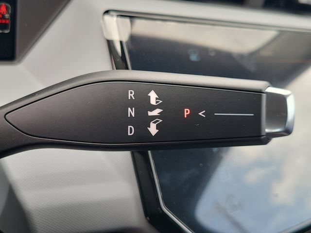 New 2027 Chevrolet Bolt LT w/ Comfort Package FWD image 29