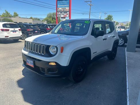 Used 2018 Jeep Renegade Sport w/ Power & Air Group AWD/4WD image 2