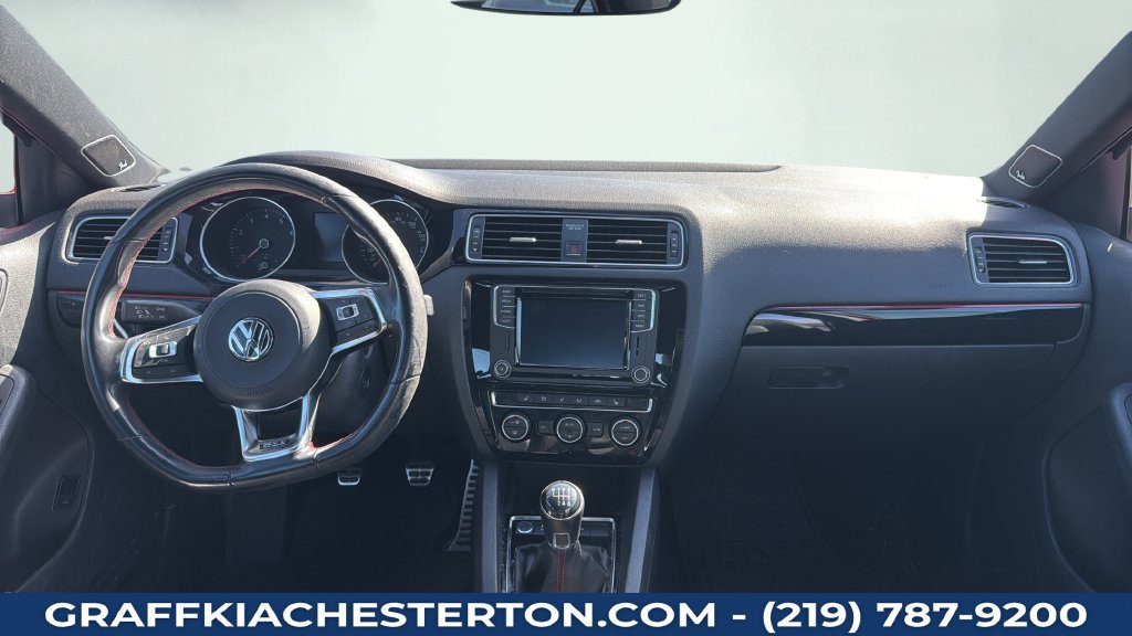 Used 2017 Volkswagen Jetta GLI FWD image 11