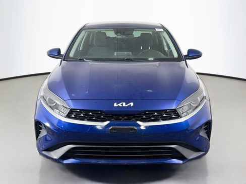 Used 2024 Kia Forte LXS FWD image 2