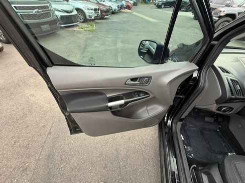 Used 2021 Ford Transit Connect XLT FWD image 14