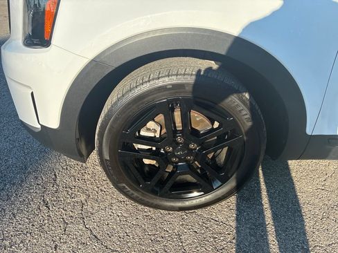 Used 2025 Kia Telluride SX X-Line AWD/4WD image 9