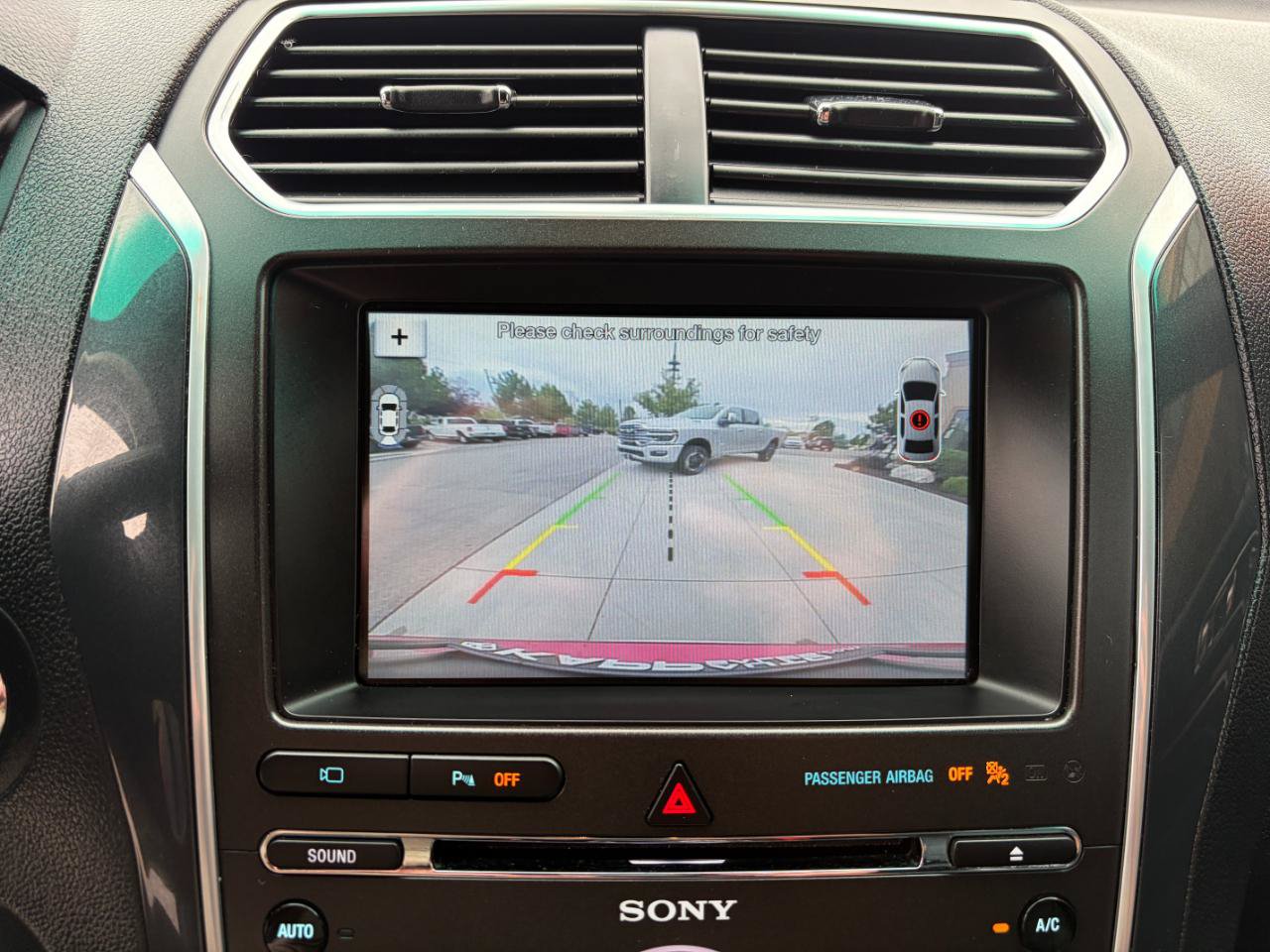 Used 2017 Ford Explorer Limited AWD/4WD image 22