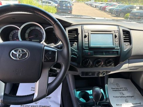 Used 2014 Toyota Tacoma 4x4 Access Cab w/ Convenience Package image 24