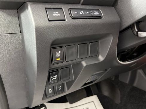 New 2026 Nissan Frontier PRO-4X w/ Tow Package AWD/4WD image 32