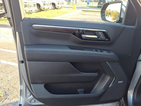 New 2026 Chevrolet Tahoe Premier image 11