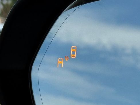 Used 2021 Lexus RX 450h AWD w/ Premium Package image 22