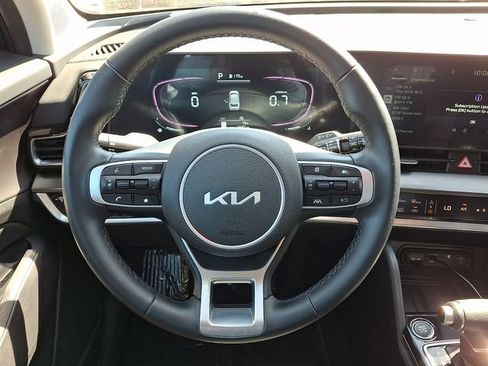 Certified 2025 Kia Sportage EX AWD/4WD image 20