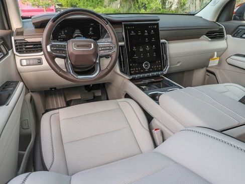 New 2026 GMC Acadia Denali w/ Super Cruise Package FWD image 16