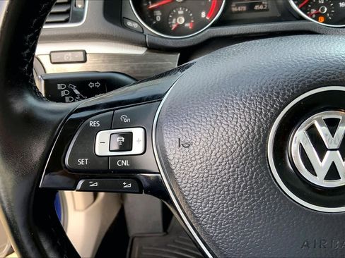 Used 2016 Volkswagen Passat 1.8T SE image 21