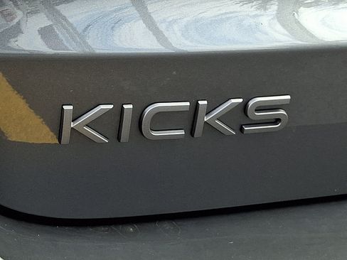 Certified 2025 Nissan Kicks SR AWD/4WD image 31