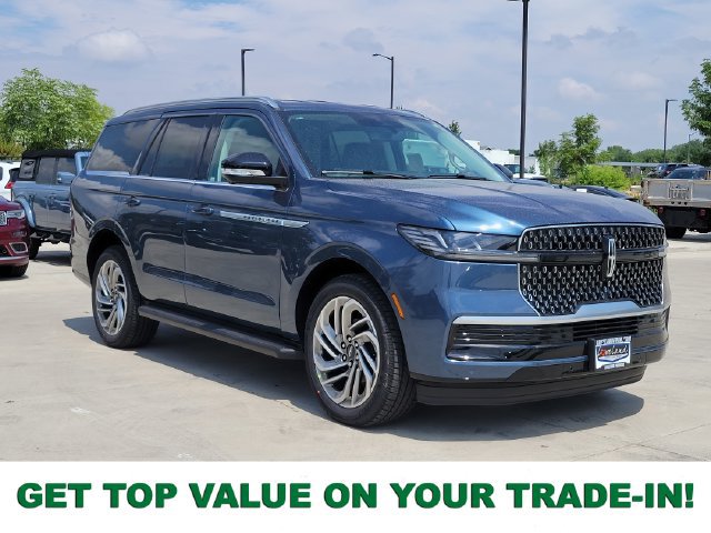 New 2027 Lincoln Navigator Premiere AWD/4WD image 1