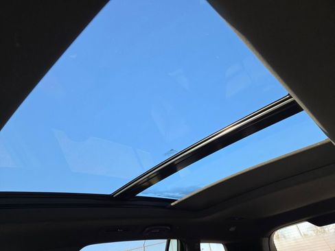 Used 2020 Cadillac XT6 Premium Luxury image 3