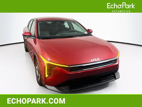 Used 2025 Kia K4 FWD image 1