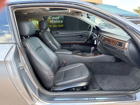 Used 2011 BMW 335i xDrive Coupe image 17