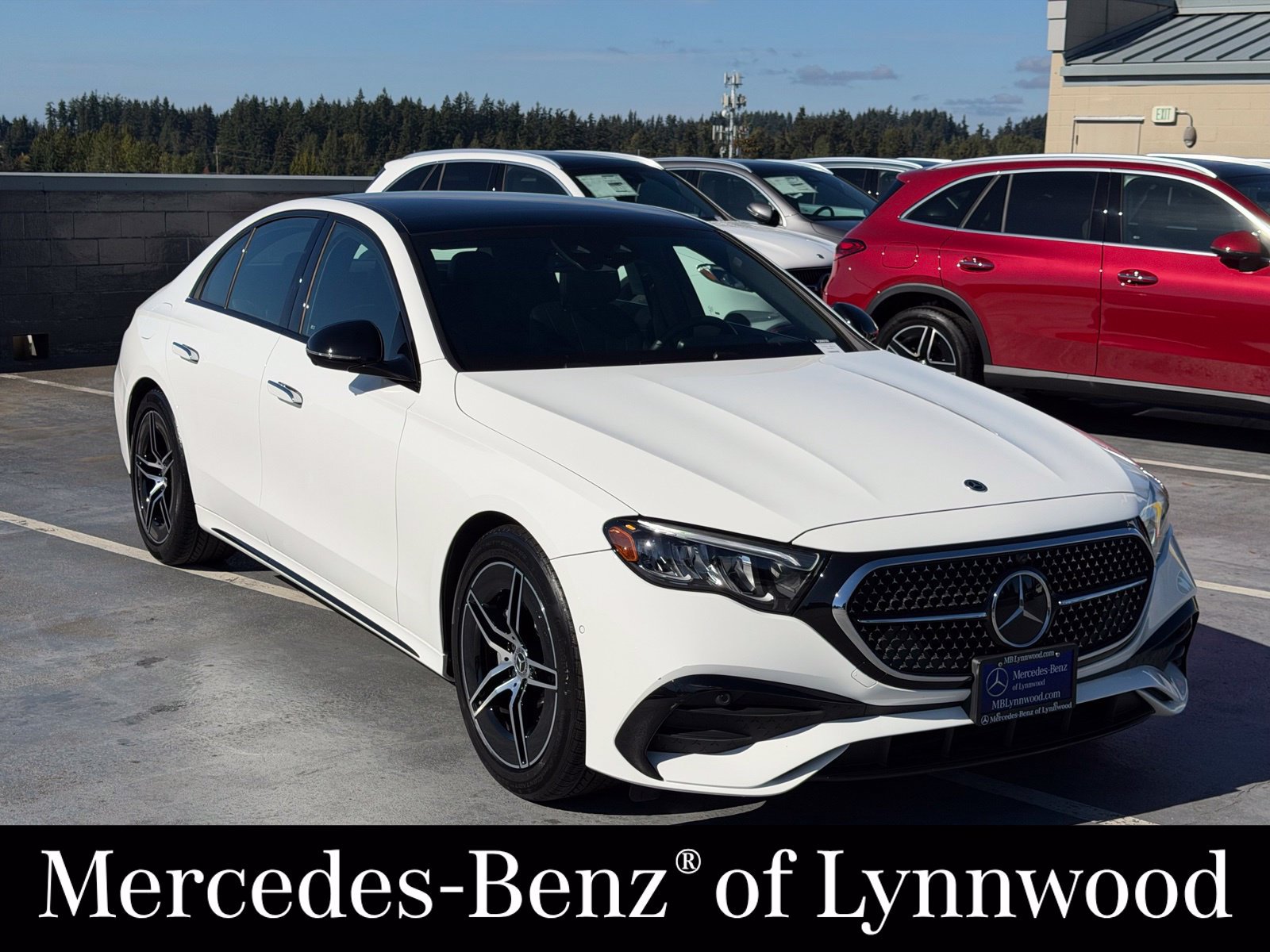 Used 2026 Mercedes-Benz E 350 4MATIC Sedan image 3