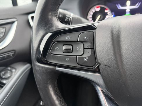 Used 2024 Buick Enclave Premium image 18