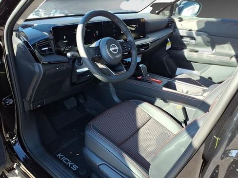New 2026 Nissan Kicks SR w/ Cold Weather Package AWD/4WD image 5