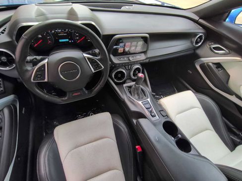 Used 2016 Chevrolet Camaro SS RWD image 16