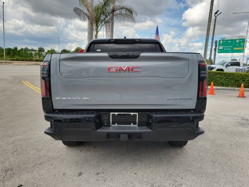 Used 2026 GMC Sierra EV Elevation AWD/4WD image 6