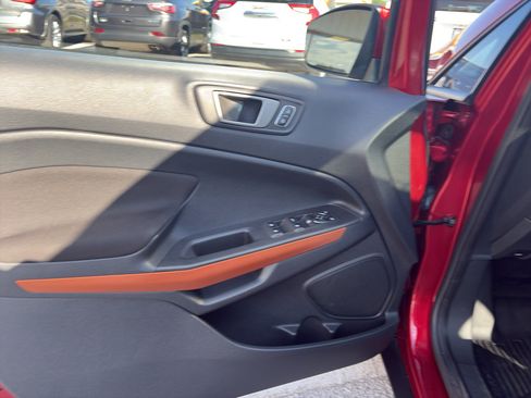 Used 2021 Ford EcoSport SE w/ SE Convenience Package FWD image 9
