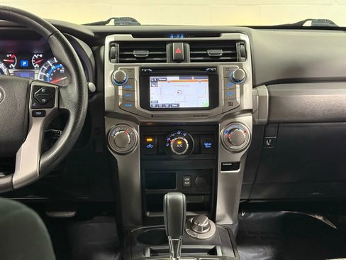 Used 2017 Toyota 4Runner SR5 image 44