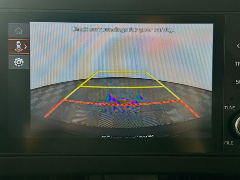 Used 2025 Kia Sportage LX image 22