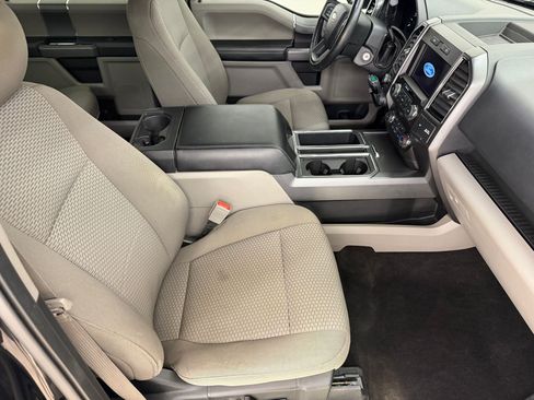 Used 2019 Ford F150 XLT w/ Equipment Group 302A Luxury AWD/4WD image 24