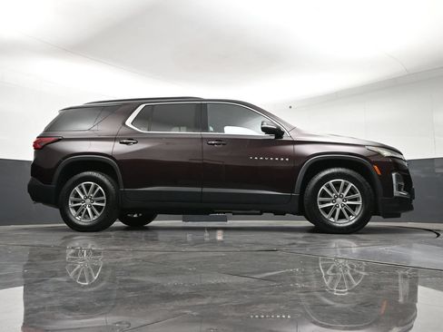 Used 2023 Chevrolet Traverse LT AWD/4WD image 29
