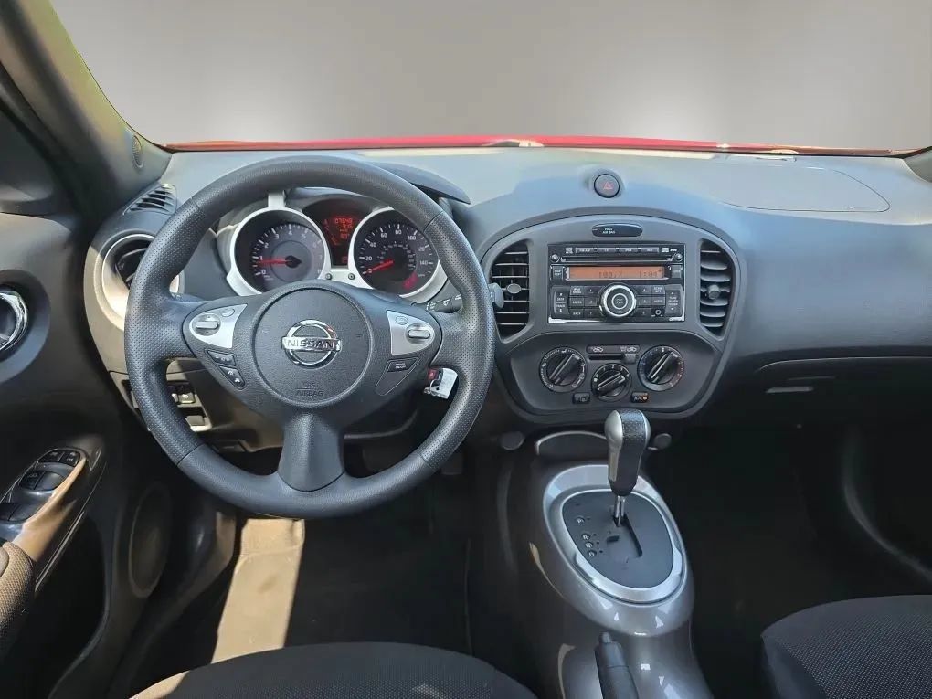 Used 2012 Nissan Juke S FWD image 13